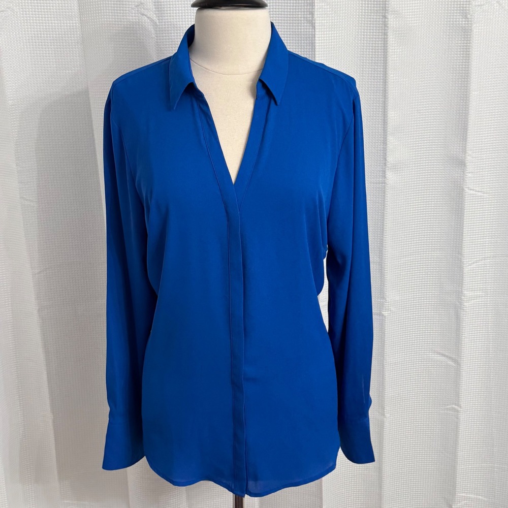 Worthington Long‎ Sleeve Collared V-Neckline Hidden Button Placket Blouse